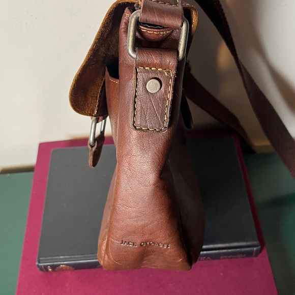 Jack Georges Brown Genuine Leather Voyager Horseshoe Crossbody Bag - Picture 5 of 14